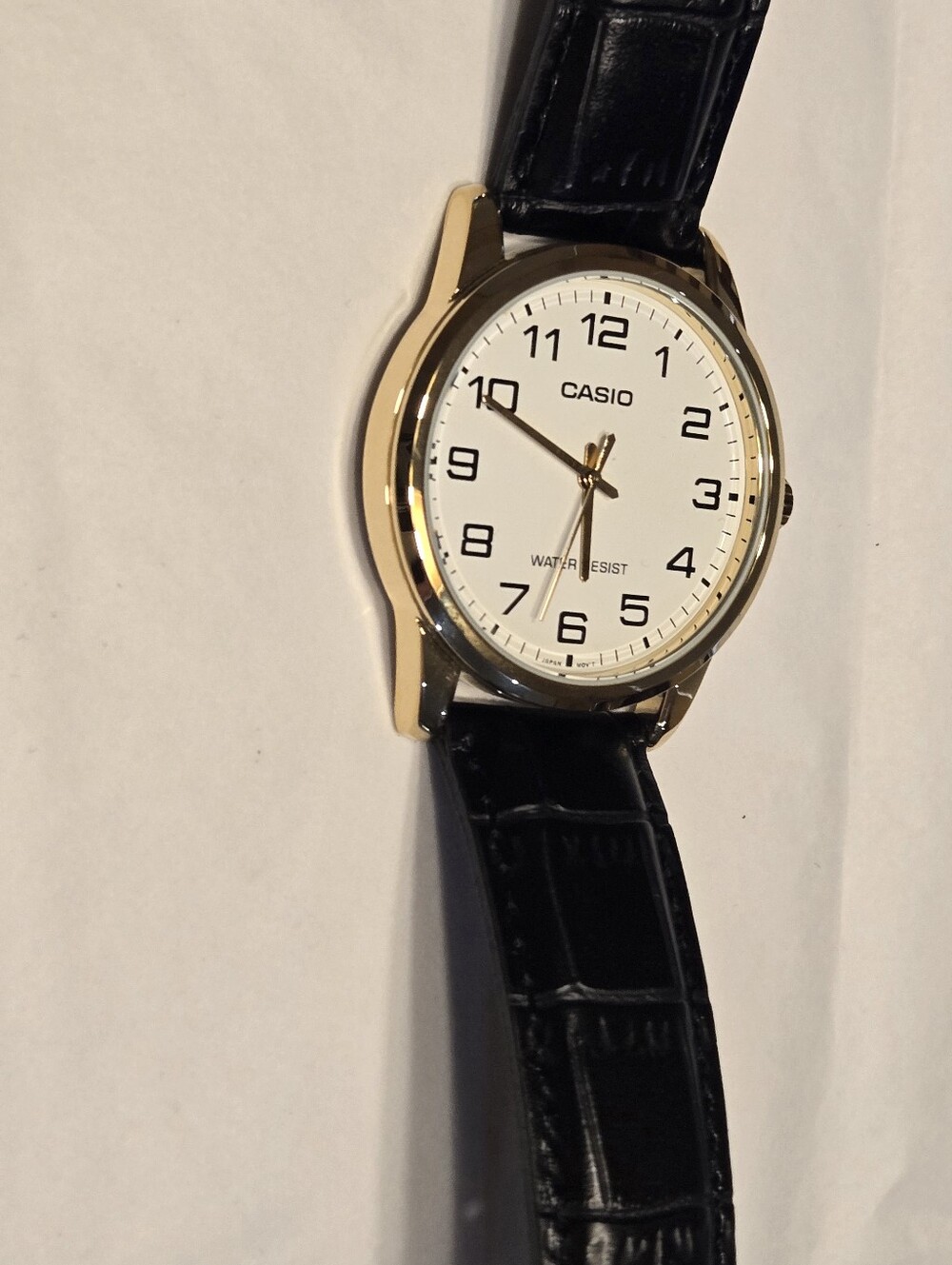 Casio Men's Black Leather Quartz Watch - Picture 10 of 11